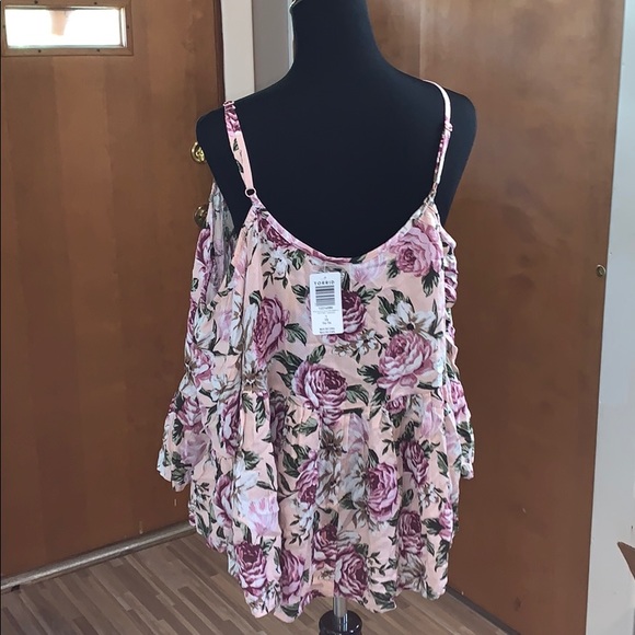 TORRID light pink floral cold shoulder babydoll! - Picture 7 of 8
